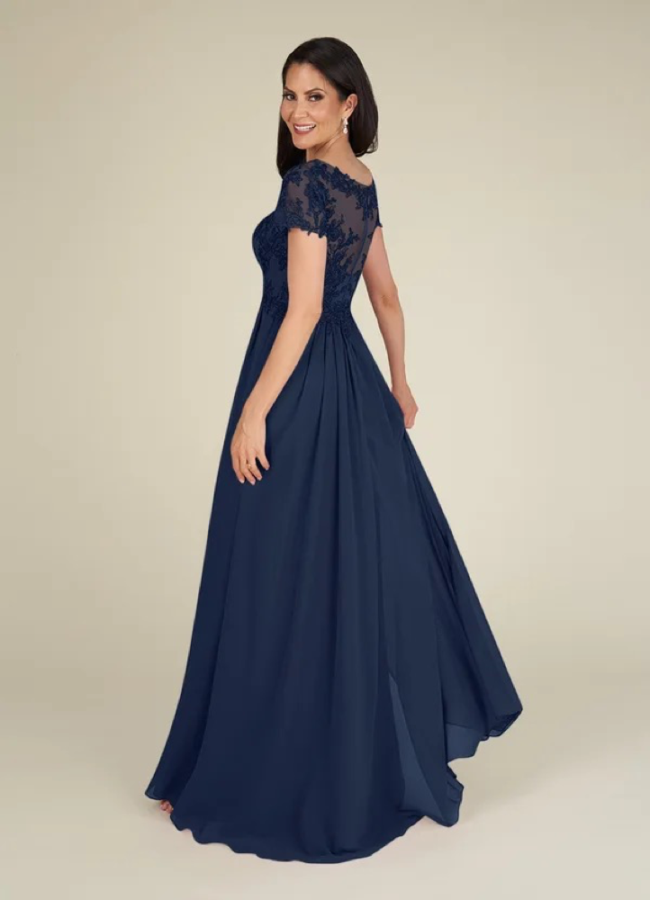 Elegant v-neck Mother of the bride dress